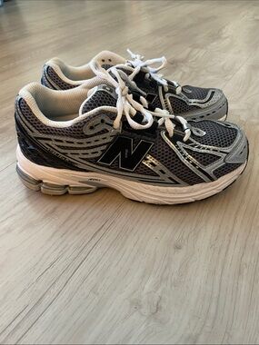 New Balance 1906r Gray Black Youth Shoes